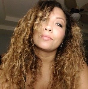 Meet your Posher, Edith